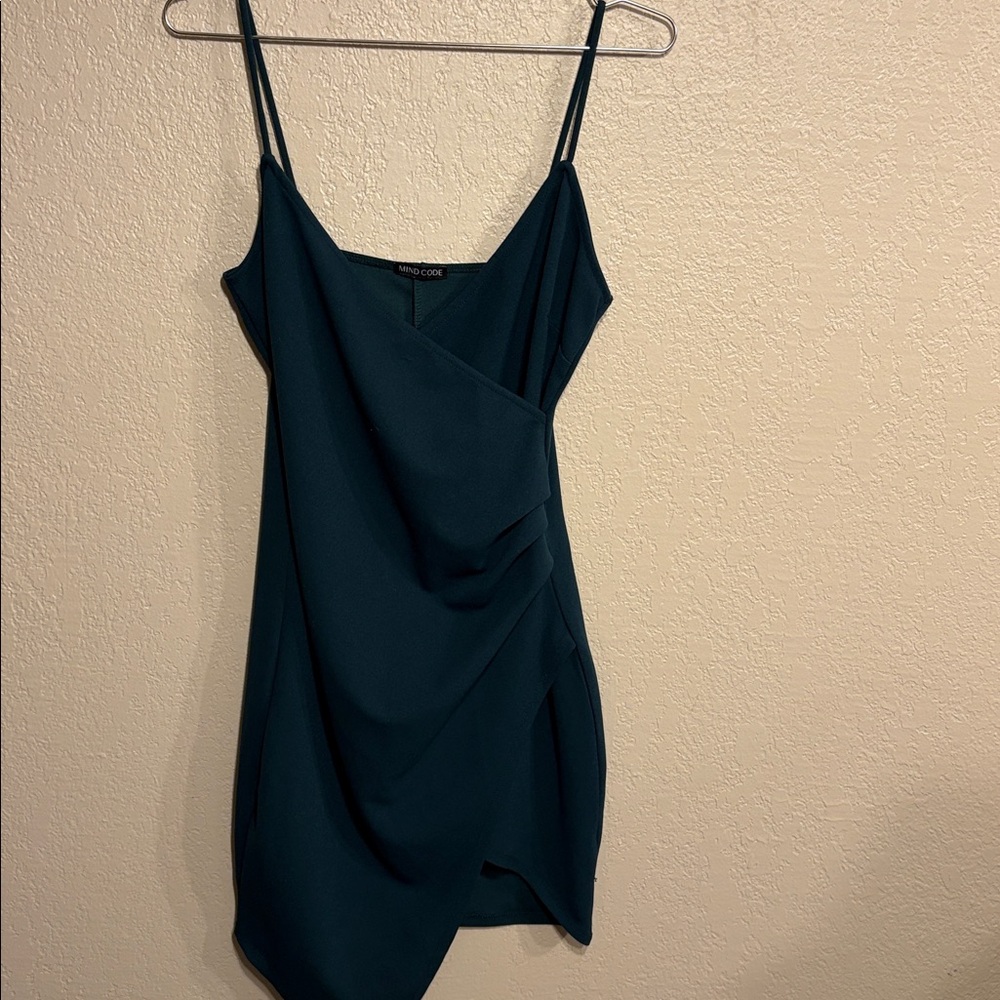 Mind codeForest Green V-neck bodycon Cocktail Evening Dress asymmetrical Size L